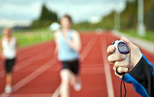Entrainement au stade de Rognes 4 series de 3 min alternées avec exercices renforcement musculaire.